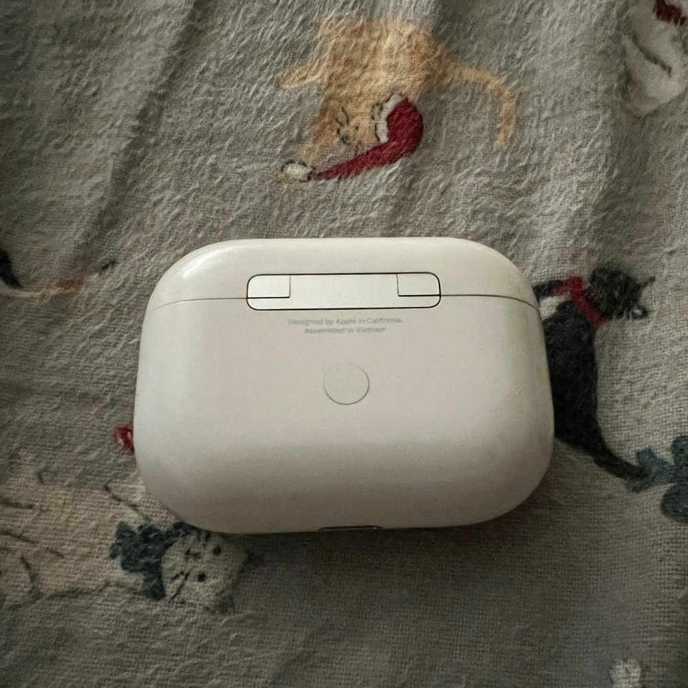 AirPod Pros with MagSafe